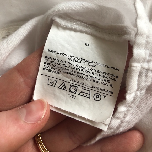 White sleeveless cotton top - Picture 4 of 7